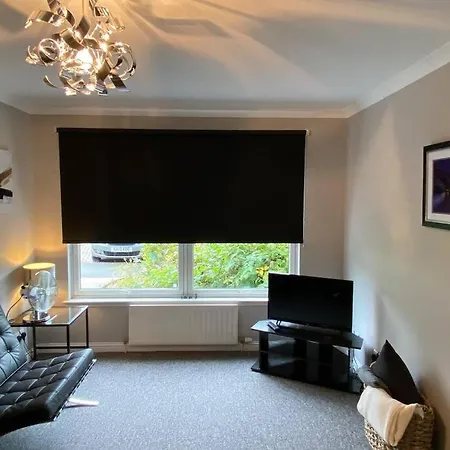 Peter Pan Apartment In The Heart Of Inverness Dalneigh Exterior photo